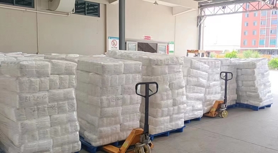 پوشک یکبار مصرف چاپی راحت کودک درجه B قابل تنظیم پارچه ای